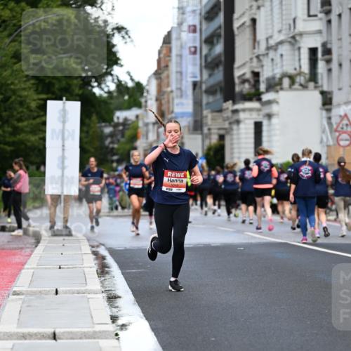 14.06.2026 - REWE Women's Run Dr. Thomas Lammeyer http://msf.ph/oto/9779024 14.06.2026 10:46:49 Laufen 5048 meine-sportfotos.de