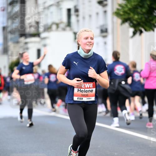 14.06.2026 - REWE Women's Run Dr. Thomas Lammeyer http://msf.ph/oto/9779134 14.06.2026 10:47:07 Laufen 5806, 7 meine-sportfotos.de