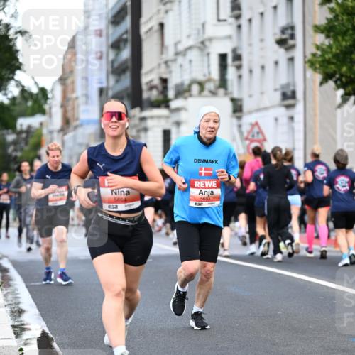 14.06.2026 - REWE Women's Run Dr. Thomas Lammeyer http://msf.ph/oto/9779170 14.06.2026 10:47:12 Laufen 5604, 57, 3, 5683, 7 meine-sportfotos.de