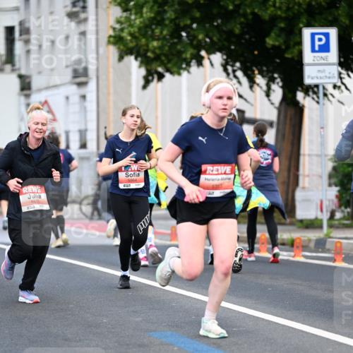 14.06.2026 - REWE Women's Run Dr. Thomas Lammeyer http://msf.ph/oto/9779212 14.06.2026 10:47:18 Laufen 5500, 5964, 5763 meine-sportfotos.de