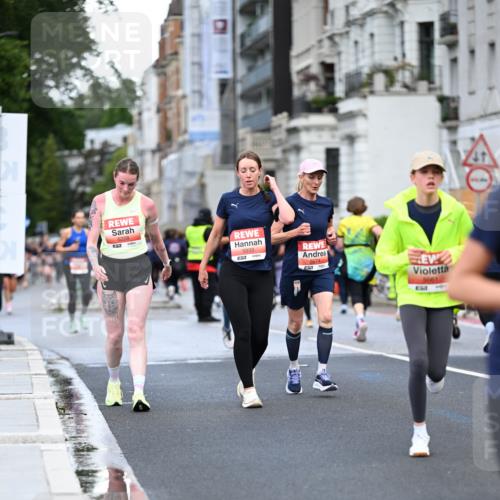 14.06.2026 - REWE Women's Run Dr. Thomas Lammeyer http://msf.ph/oto/9779256 14.06.2026 10:47:24 Laufen 5228, 57, 5933, 5074, 5061 meine-sportfotos.de
