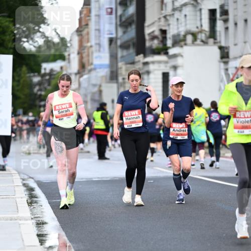 14.06.2026 - REWE Women's Run Dr. Thomas Lammeyer http://msf.ph/oto/9779261 14.06.2026 10:47:24 Laufen 5228, 57, 5933, 5074 meine-sportfotos.de