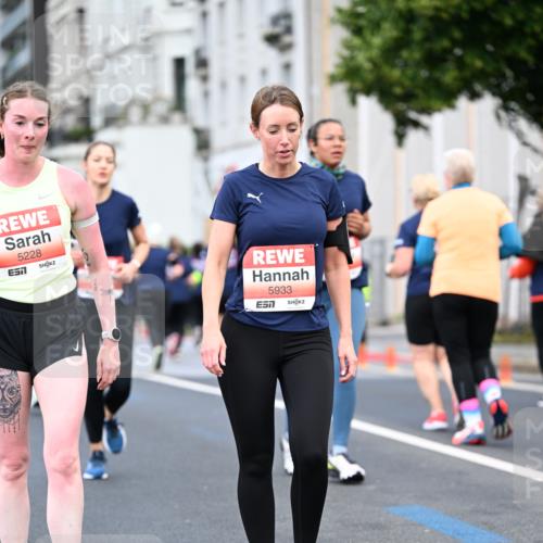14.06.2026 - REWE Women's Run Dr. Thomas Lammeyer http://msf.ph/oto/9779281 14.06.2026 10:47:29 Laufen 5228, 57, 5933 meine-sportfotos.de