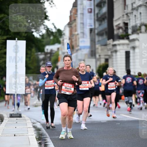 14.06.2026 - REWE Women's Run Dr. Thomas Lammeyer http://msf.ph/oto/9779411 14.06.2026 10:47:42 Laufen 5505, 657 meine-sportfotos.de