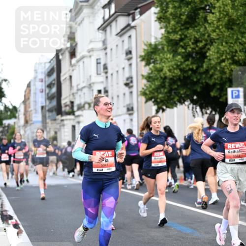 14.06.2026 - REWE Women's Run Dr. Thomas Lammeyer http://msf.ph/oto/9779566 14.06.2026 10:47:53 Laufen 5047, 5581, 57 meine-sportfotos.de