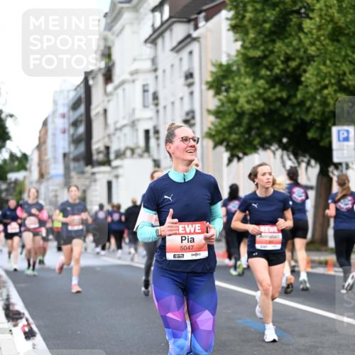 14.06.2026 - REWE Women's Run Dr. Thomas Lammeyer http://msf.ph/oto/9779570 14.06.2026 10:47:53 Laufen 5047 meine-sportfotos.de