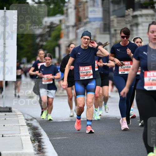 14.06.2026 - REWE Women's Run Dr. Thomas Lammeyer http://msf.ph/oto/9779808 14.06.2026 10:48:12 Laufen 5095, 57, 5154 meine-sportfotos.de