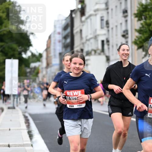 14.06.2026 - REWE Women's Run Dr. Thomas Lammeyer http://msf.ph/oto/9779877 14.06.2026 10:48:19 Laufen 5217, 51 meine-sportfotos.de