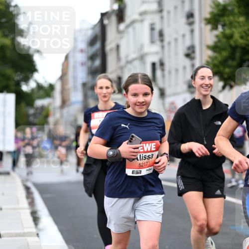 14.06.2026 - REWE Women's Run Dr. Thomas Lammeyer http://msf.ph/oto/9779882 14.06.2026 10:48:19 Laufen 5217 meine-sportfotos.de