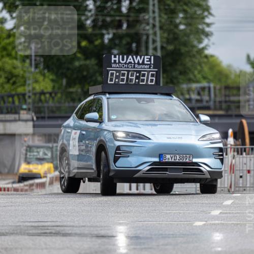14.06.2026 - REWE Women's Run Michael Strokosch http://msf.ph/oto/9779917 14.06.2026 09:35:02 Laufen 2, 0, 88, 86, 389 meine-sportfotos.de