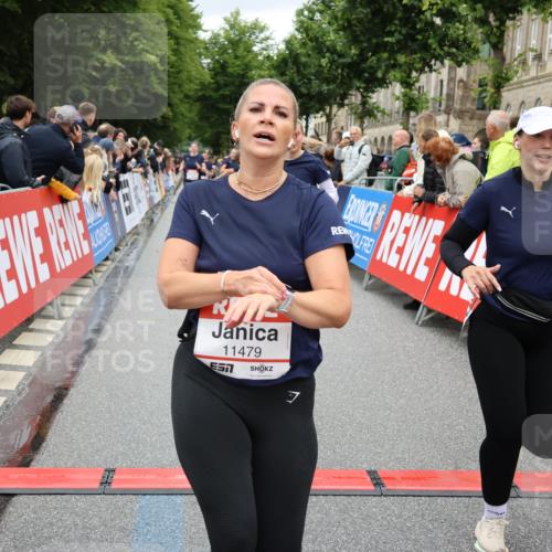 14.06.2026 - REWE Women's Run Strokosch-Dieckow http://msf.ph/oto/9779939 14.06.2026 09:58:10 Ziel 10069, 10605, 10638, 10640, 10912, 10930, 11160, 11240, 11370, 11479 meine-sportfotos.de