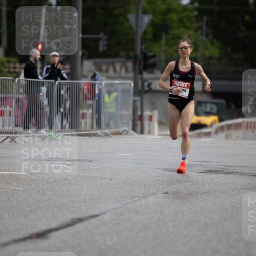 14.06.2026 - REWE Women's Run Michael Strokosch http://msf.ph/oto/9779952 14.06.2026 09:35:10 Laufen 221 meine-sportfotos.de