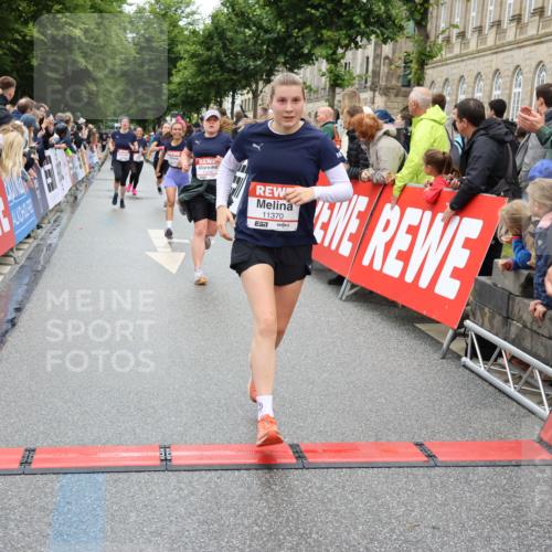 14.06.2026 - REWE Women's Run Strokosch-Dieckow http://msf.ph/oto/9779962 14.06.2026 09:58:11 Ziel 10423, 10605, 10638, 10640, 10912, 10930, 11160, 11240, 11370, 11479 meine-sportfotos.de