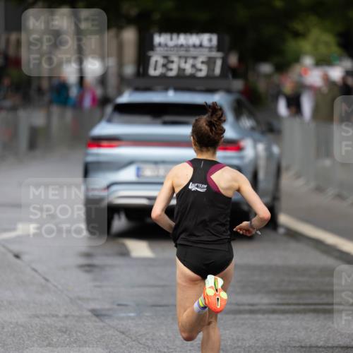 14.06.2026 - REWE Women's Run Michael Strokosch http://msf.ph/oto/9779974 14.06.2026 09:35:17 Laufen 03451 meine-sportfotos.de