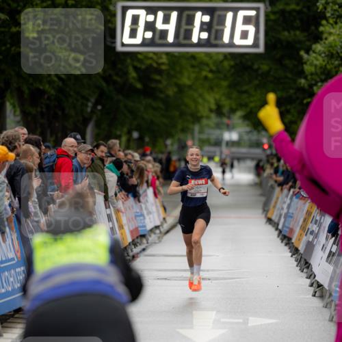 14.06.2026 - REWE Women's Run Michael Strokosch http://msf.ph/oto/9779987 14.06.2026 09:41:42 Laufen 0, 48, 06 meine-sportfotos.de