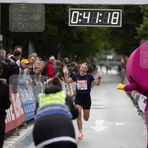 14.06.2026 - REWE Women's Run Michael Strokosch http://msf.ph/oto/9780003 14.06.2026 09:41:44 Laufen 0, 48, 88, 11507 meine-sportfotos.de