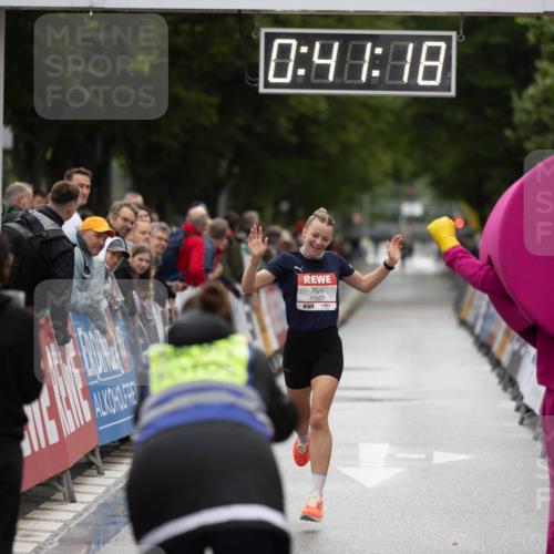 14.06.2026 - REWE Women's Run Michael Strokosch http://msf.ph/oto/9780004 14.06.2026 09:41:44 Laufen 0, 48, 88, 11507 meine-sportfotos.de