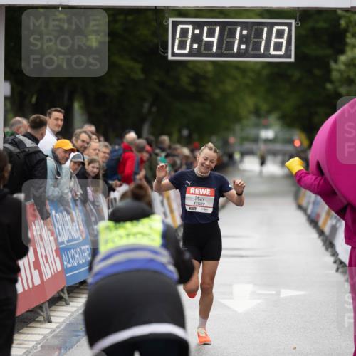 14.06.2026 - REWE Women's Run Michael Strokosch http://msf.ph/oto/9780007 14.06.2026 09:41:44 Laufen 0, 40, 08, 11507, 7 meine-sportfotos.de