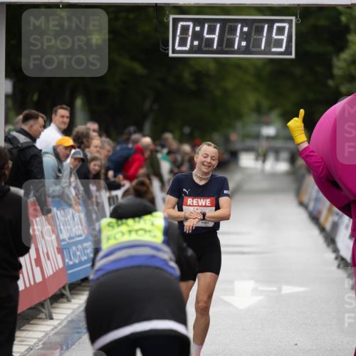 14.06.2026 - REWE Women's Run Michael Strokosch http://msf.ph/oto/9780012 14.06.2026 09:41:45 Laufen 0, 48, 09 meine-sportfotos.de