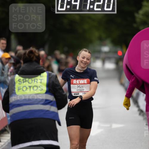 14.06.2026 - REWE Women's Run Michael Strokosch http://msf.ph/oto/9780018 14.06.2026 09:41:46 Laufen 7, 8, 9, 20, 11507, 51 meine-sportfotos.de