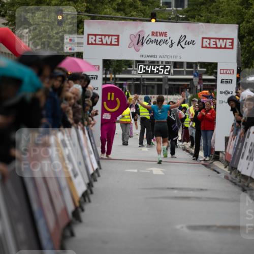14.06.2026 - REWE Women's Run Michael Strokosch http://msf.ph/oto/9780036 14.06.2026 09:45:19 Laufen 5, 0, 44, 52, 34 meine-sportfotos.de
