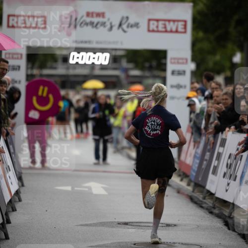 14.06.2026 - REWE Women's Run Michael Strokosch http://msf.ph/oto/9780047 14.06.2026 09:46:05 Laufen 0, 00, 00 meine-sportfotos.de