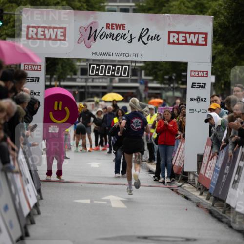 14.06.2026 - REWE Women's Run Michael Strokosch http://msf.ph/oto/9780064 14.06.2026 09:46:08 Laufen 5, 0, 00, 00, 345 meine-sportfotos.de
