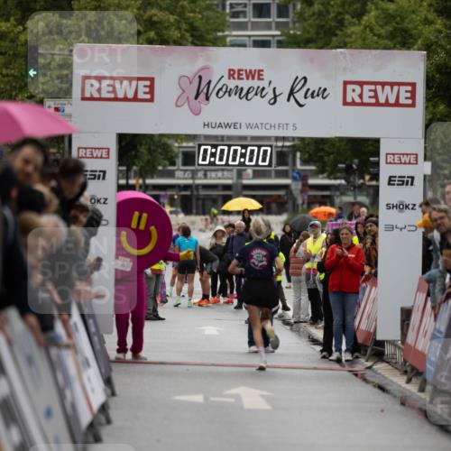 14.06.2026 - REWE Women's Run Michael Strokosch http://msf.ph/oto/9780078 14.06.2026 09:46:10 Laufen 5, 0, 00, 00, 57, 7 meine-sportfotos.de