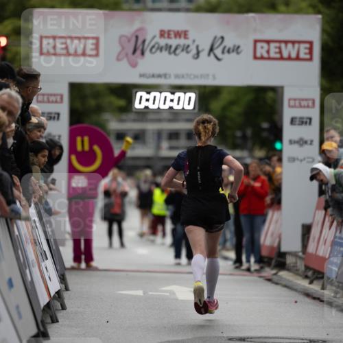 14.06.2026 - REWE Women's Run Michael Strokosch http://msf.ph/oto/9780097 14.06.2026 09:46:33 Laufen 57, 0, 00, 00, 970 meine-sportfotos.de