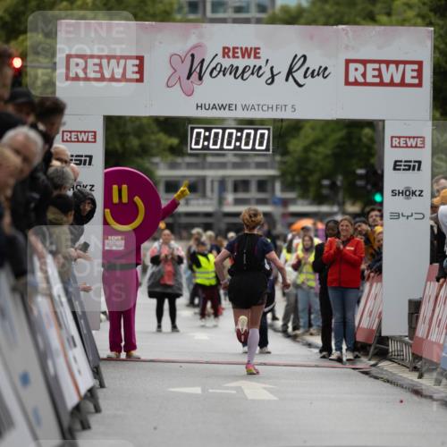 14.06.2026 - REWE Women's Run Michael Strokosch http://msf.ph/oto/9780124 14.06.2026 09:46:36 Laufen 5, 0, 00, 00, 57, 3 meine-sportfotos.de