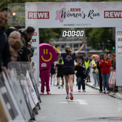14.06.2026 - REWE Women's Run Michael Strokosch http://msf.ph/oto/9780182 14.06.2026 09:46:54 Laufen 5, 57, 0, 00, 00, 4 meine-sportfotos.de