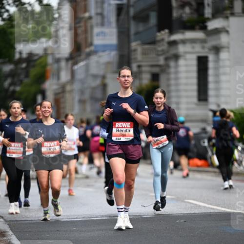 14.06.2026 - REWE Women's Run Dr. Thomas Lammeyer http://msf.ph/oto/9780195 14.06.2026 10:48:49 Laufen 5233, 57 meine-sportfotos.de