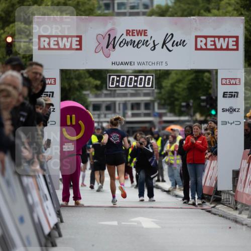 14.06.2026 - REWE Women's Run Michael Strokosch http://msf.ph/oto/9780200 14.06.2026 09:46:56 Laufen 5, 0, 00, 00, 3 meine-sportfotos.de