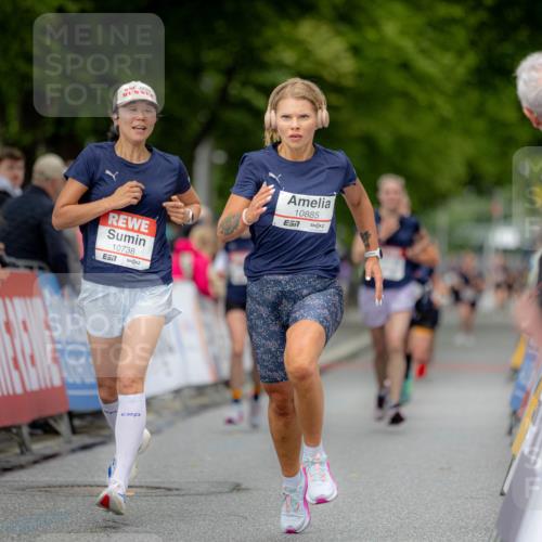 14.06.2026 - REWE Women's Run Michael Strokosch http://msf.ph/oto/9780288 14.06.2026 09:49:57 Laufen 10738, 57, 10885, 7 meine-sportfotos.de
