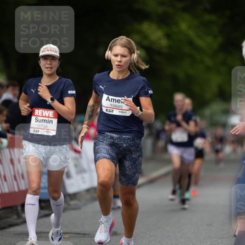 14.06.2026 - REWE Women's Run Michael Strokosch http://msf.ph/oto/9780291 14.06.2026 09:49:57 Laufen 10738, 57, 10885, 7 meine-sportfotos.de
