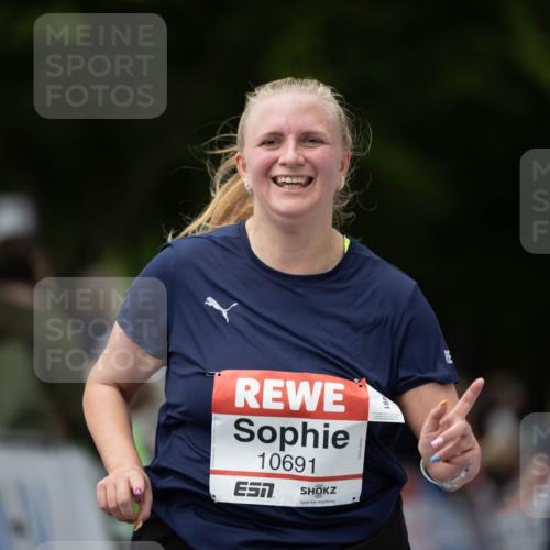 14.06.2026 - REWE Women's Run Michael Strokosch http://msf.ph/oto/9780310 14.06.2026 09:50:06 Laufen 10691 meine-sportfotos.de