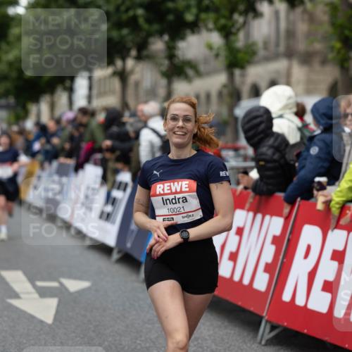 14.06.2026 - REWE Women's Run Michael Strokosch http://msf.ph/oto/9780312 14.06.2026 09:50:28 Laufen 10021 meine-sportfotos.de