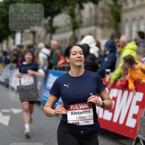 14.06.2026 - REWE Women's Run Michael Strokosch http://msf.ph/oto/9780322 14.06.2026 09:50:32 Laufen 10958, 7 meine-sportfotos.de