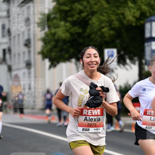 14.06.2026 - REWE Women's Run Dr. Thomas Lammeyer http://msf.ph/oto/9780348 14.06.2026 10:49:00 Laufen 5873, 582, 57 meine-sportfotos.de