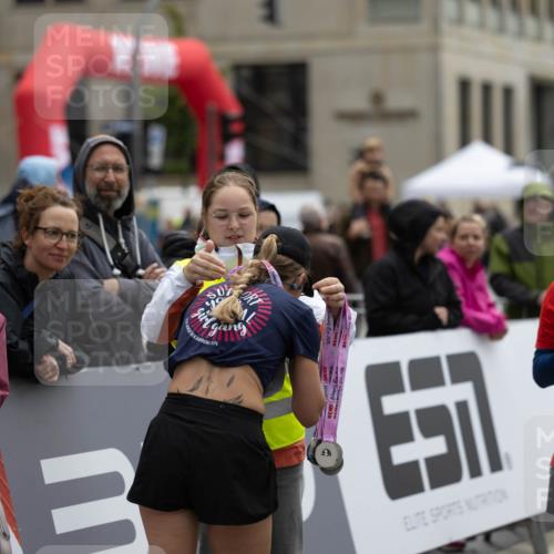 14.06.2026 - REWE Women's Run Michael Strokosch http://msf.ph/oto/9780349 14.06.2026 09:51:01 Laufen 10, 18, 2567, 76450 meine-sportfotos.de