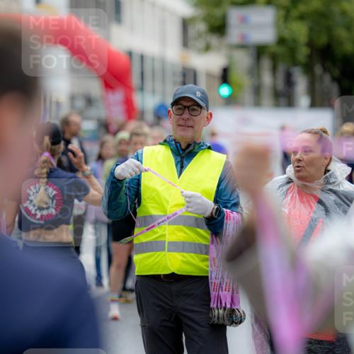14.06.2026 - REWE Women's Run Michael Strokosch http://msf.ph/oto/9780352 14.06.2026 09:51:06 Laufen 2026 meine-sportfotos.de