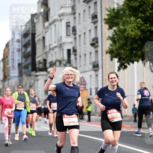 14.06.2026 - REWE Women's Run Dr. Thomas Lammeyer http://msf.ph/oto/9780366 14.06.2026 10:49:02 Laufen 6056, 6054, 7 meine-sportfotos.de