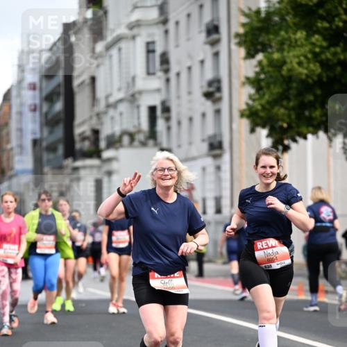 14.06.2026 - REWE Women's Run Dr. Thomas Lammeyer http://msf.ph/oto/9780368 14.06.2026 10:49:02 Laufen 6056, 6054 meine-sportfotos.de