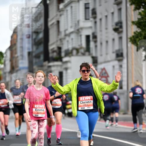 14.06.2026 - REWE Women's Run Dr. Thomas Lammeyer http://msf.ph/oto/9780404 14.06.2026 10:49:04 Laufen 5340, 7, 6016, 57 meine-sportfotos.de