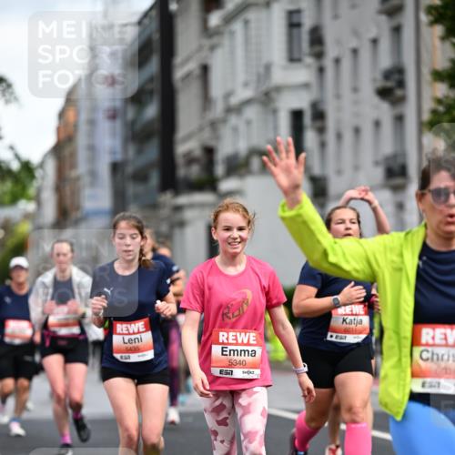 14.06.2026 - REWE Women's Run Dr. Thomas Lammeyer http://msf.ph/oto/9780412 14.06.2026 10:49:05 Laufen 5435, 57, 5340, 7, 6011 meine-sportfotos.de