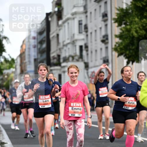 14.06.2026 - REWE Women's Run Dr. Thomas Lammeyer http://msf.ph/oto/9780428 14.06.2026 10:49:06 Laufen 5435, 57, 5340, 6011 meine-sportfotos.de