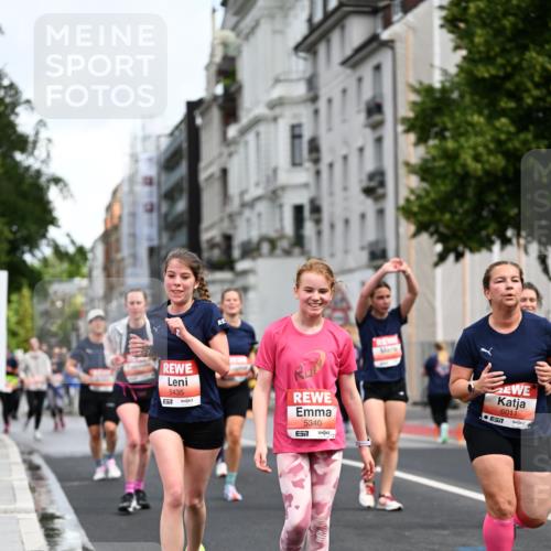 14.06.2026 - REWE Women's Run Dr. Thomas Lammeyer http://msf.ph/oto/9780437 14.06.2026 10:49:07 Laufen 5435, 7, 5340, 7, 6011, 7 meine-sportfotos.de