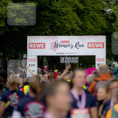 14.06.2026 - REWE Women's Run Michael Strokosch http://msf.ph/oto/9780442 14.06.2026 09:54:01 Laufen 5, 8, 00, 00 meine-sportfotos.de
