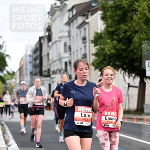 14.06.2026 - REWE Women's Run Dr. Thomas Lammeyer http://msf.ph/oto/9780451 14.06.2026 10:49:08 Laufen 5435, 7, 5340, 7 meine-sportfotos.de