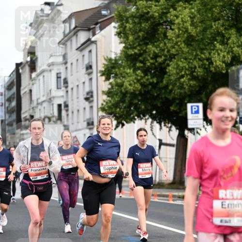 14.06.2026 - REWE Women's Run Dr. Thomas Lammeyer http://msf.ph/oto/9780462 14.06.2026 10:49:09 Laufen 5094, 5213, 5142, 57 meine-sportfotos.de